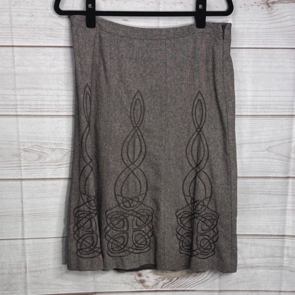 LOFT Dresses & Skirts - Ann Taylor LOFT Brown Tweed Embroidered Hem A-Line Skirt Size 10 Knee Length